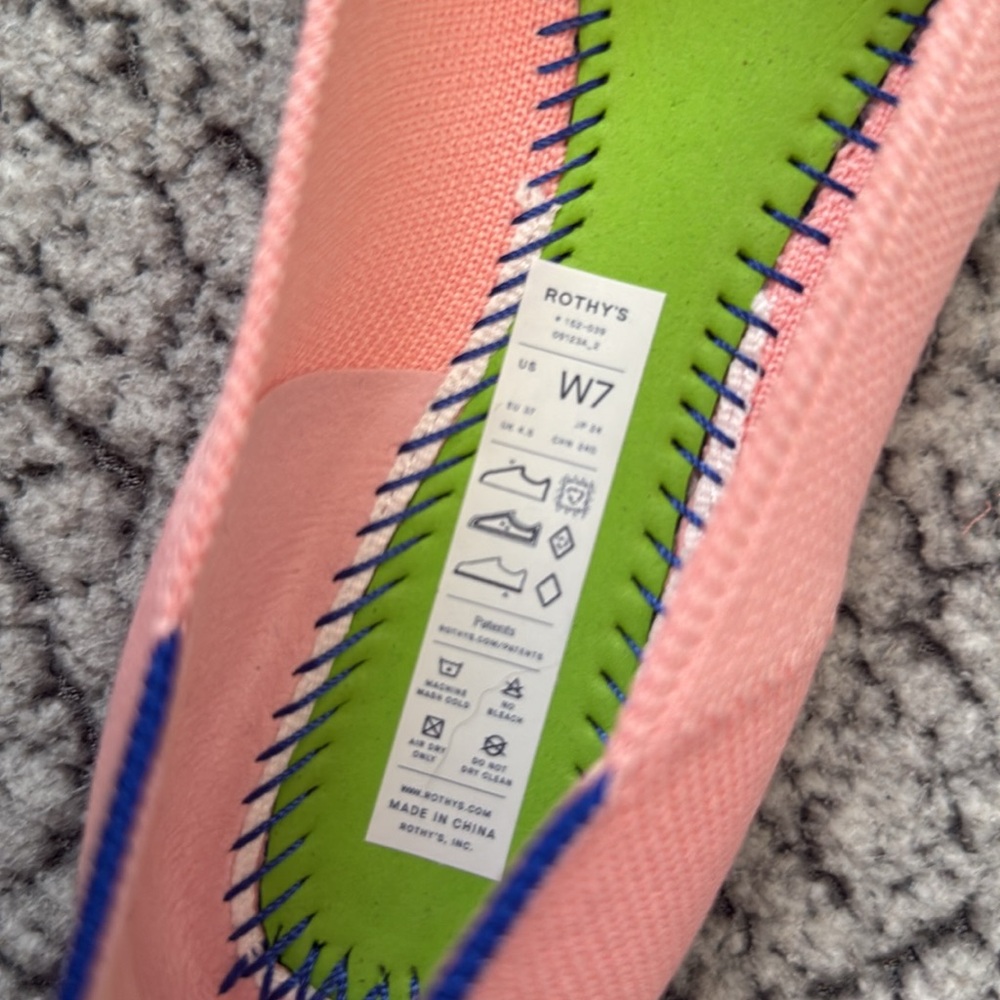 Light Pink Rothy’s Size 7 - Picture 7 of 11